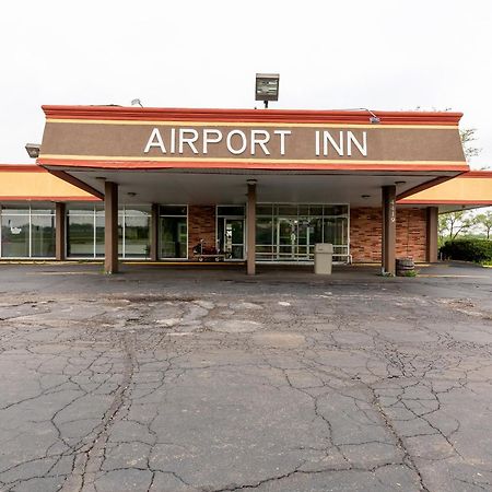 Oyo Hotel At Chicago Rockford International Airport, Il Kültér fotó